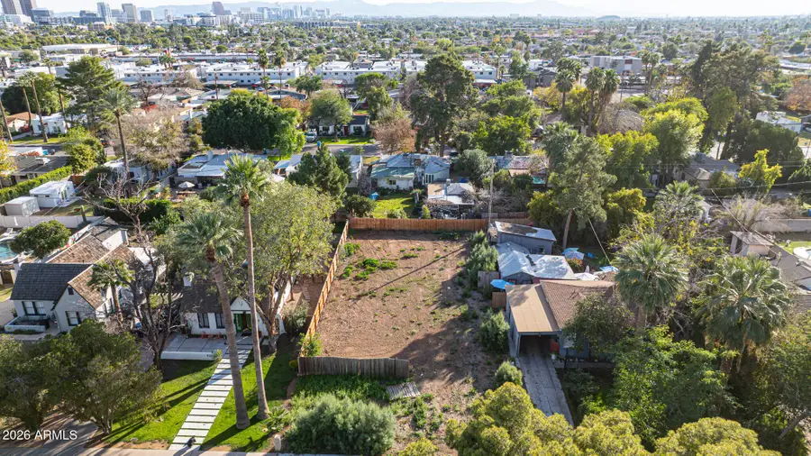 931 W Heatherbrae Drive #10, Phoenix, AZ 85013 - Image #2