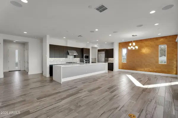 1552 N 68th Place, Scottsdale, AZ 85257