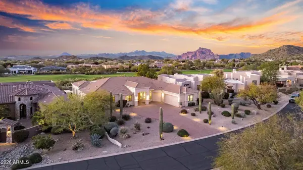 3744 N Rowen Street, Mesa, AZ 85207