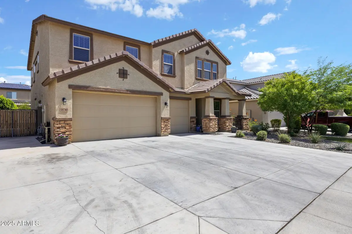 18740 W San Juan Avenue, Litchfield Park, AZ 85340 - Image #1