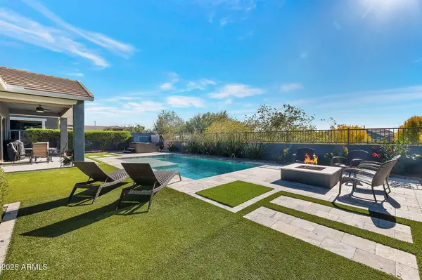 3119 E Cat Balue Drive, Phoenix, AZ 85050