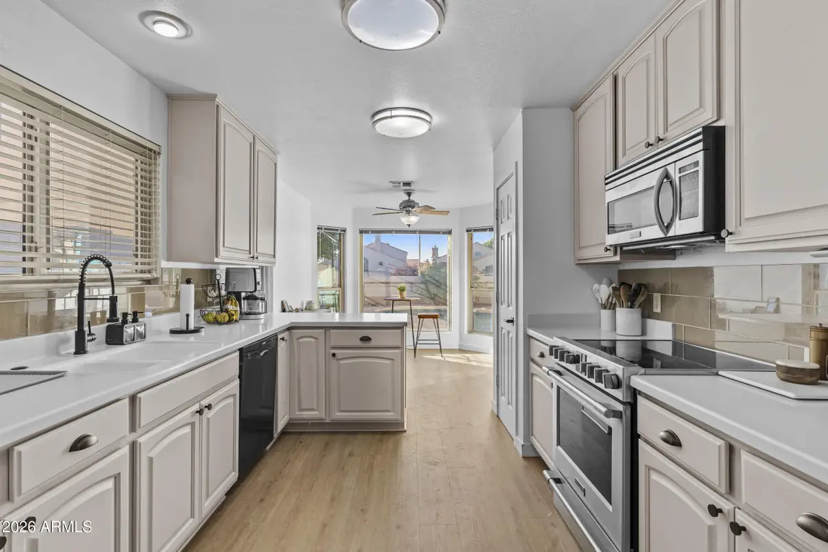 3925 E Wildwood Drive, Phoenix, AZ 85048 - Image #1