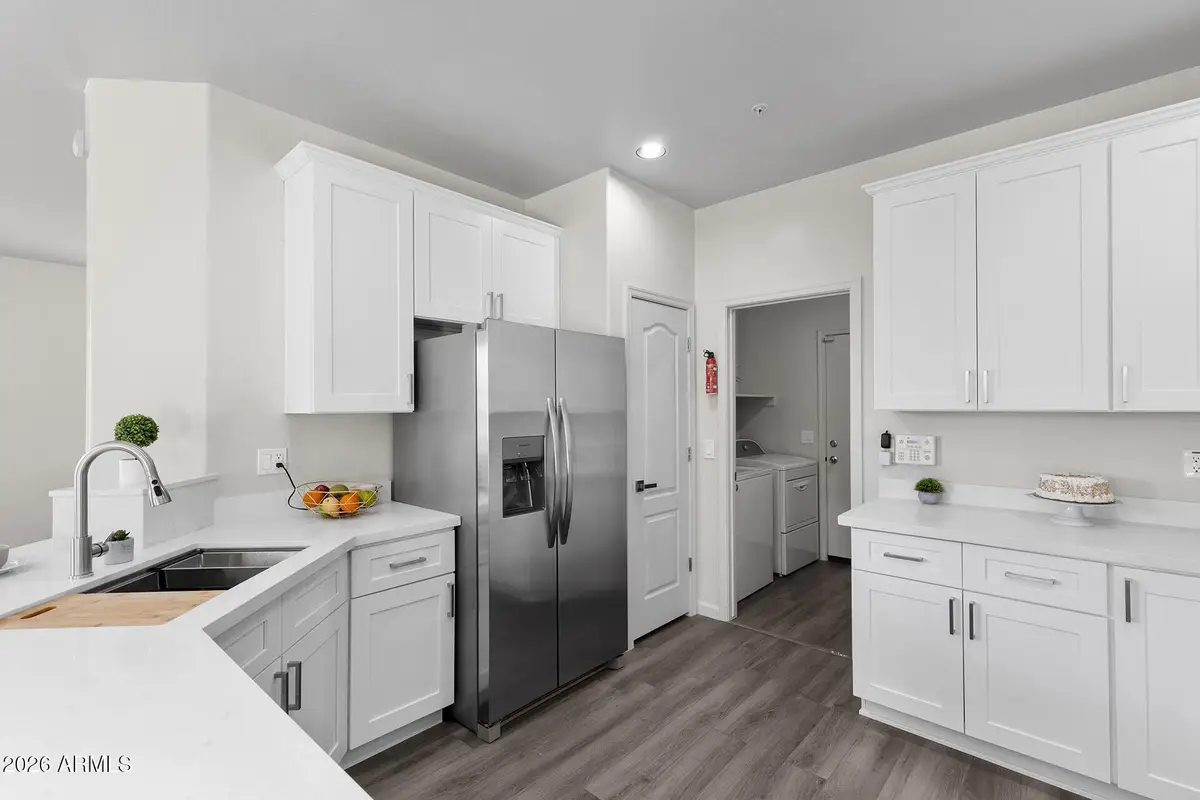 1433 N 80th Lane, Phoenix, AZ 85043 - Image #1