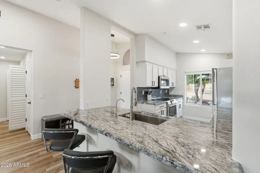 10457 E Karen Drive, Scottsdale, AZ 85255 - Image #2