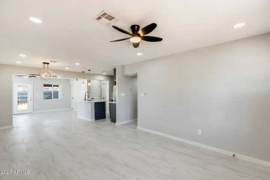 6715 N 32nd Drive, Phoenix, AZ 85017 - Image #2