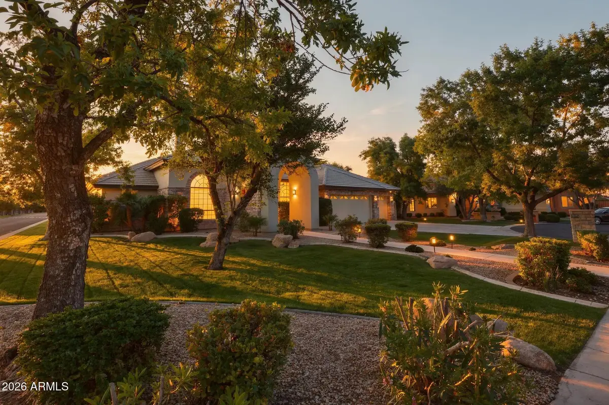 8351 S Homestead Lane, Tempe, AZ 85284 - Image #1