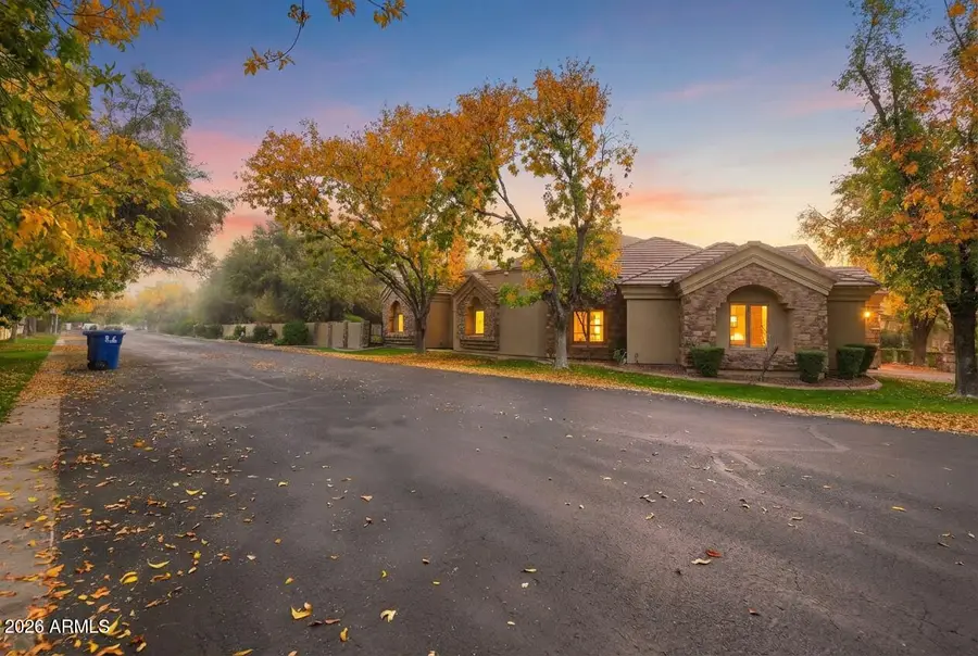 8351 S Homestead Lane, Tempe, AZ 85284 - Image #2