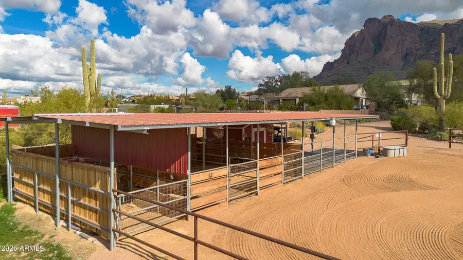 2934 N Geronimo Road, Apache Junction, AZ 85119 - Image #2