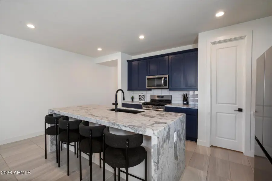 10694 N Mckinney Street, Surprise, AZ 85388 - Image #3