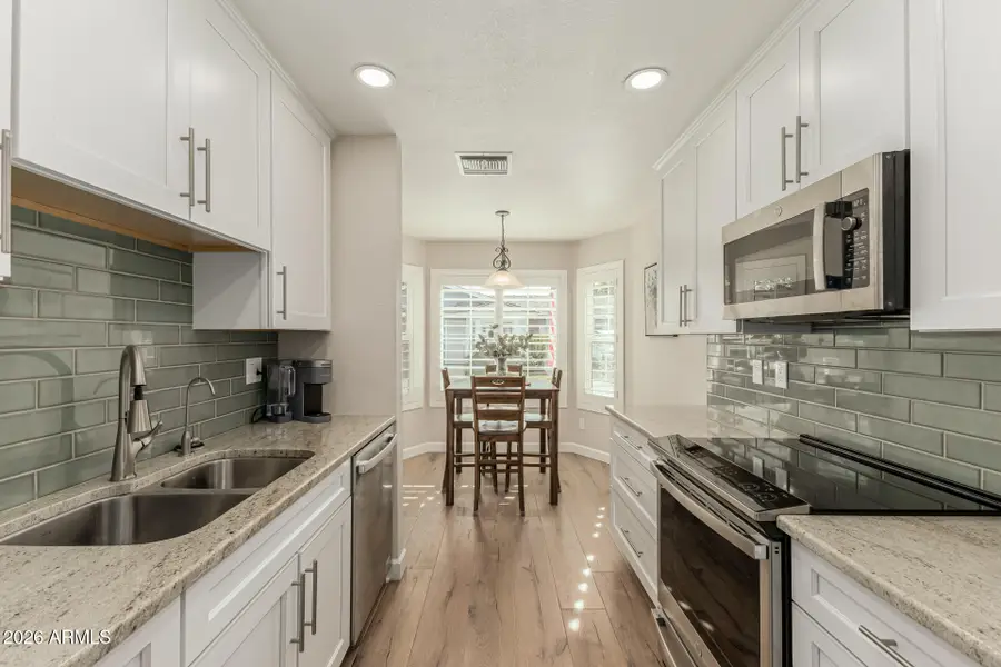 520 E Hartford Avenue, Phoenix, AZ 85022 - Image #2