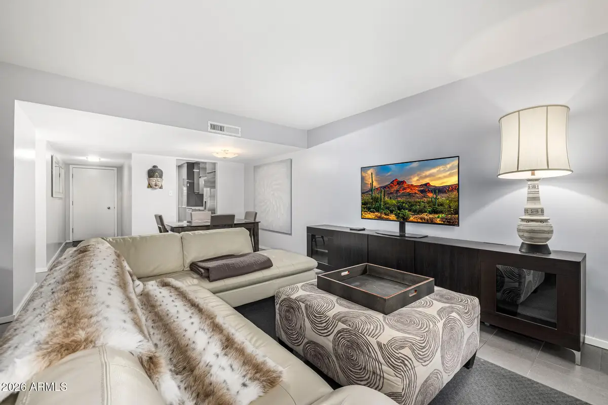 1107 W Osborn Road #118, Phoenix, AZ 85013 - Image #1