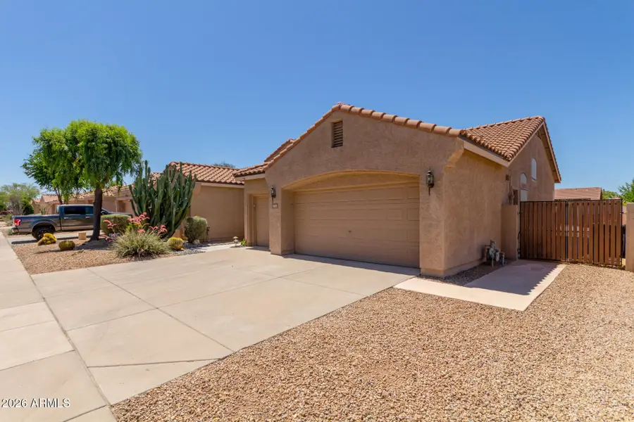 4327 E Sands Drive, Phoenix, AZ 85050 - Image #2