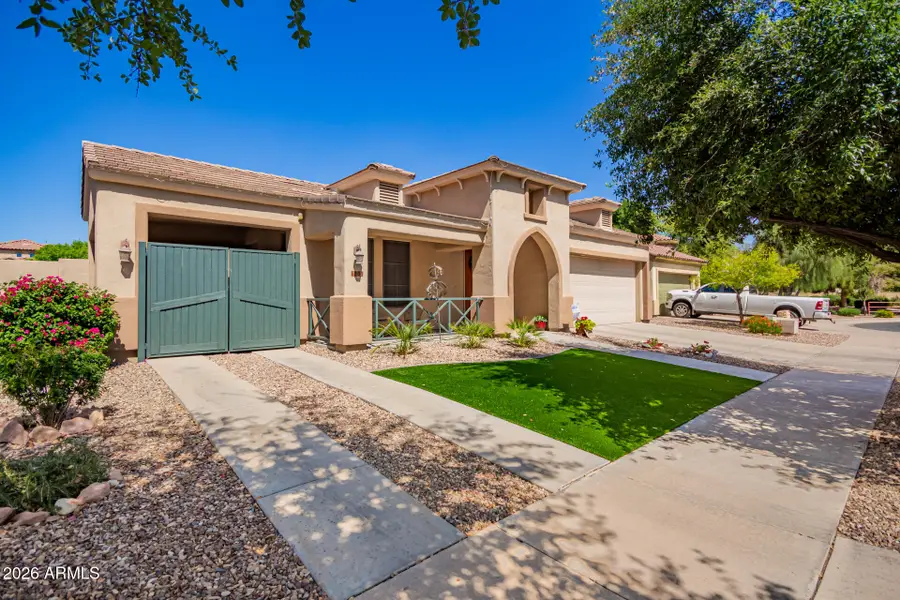 800 W Sycamore Court, Litchfield Park, AZ 85340 - Image #2