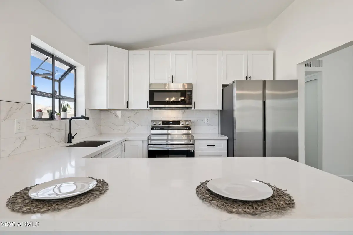 5108 E Shomi Street, Phoenix, AZ 85044 - Image #1