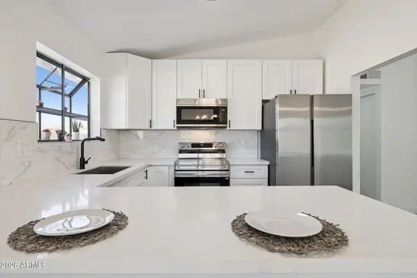 5108 E Shomi Street, Phoenix, AZ 85044