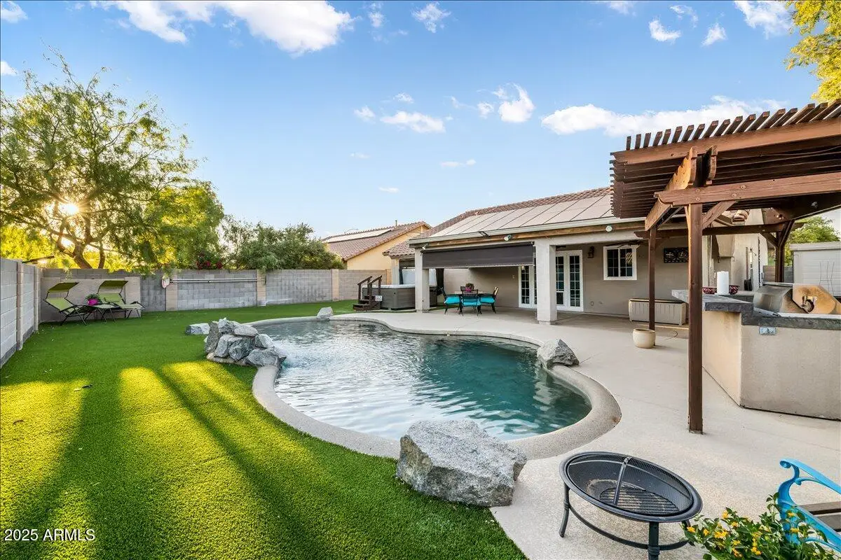 11361 E Escondido Avenue, Mesa, AZ 85208 - Image #1