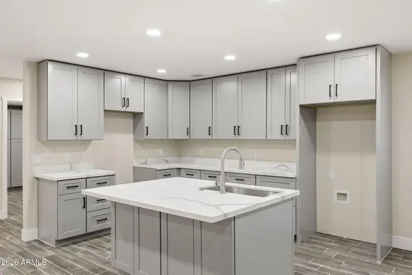 2800 S Hwy 180 --, St Johns, AZ 85936