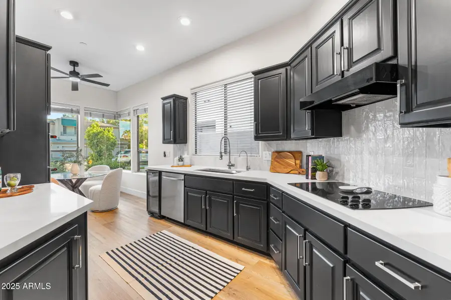 7266 E Del Acero Drive, Scottsdale, AZ 85258 - Image #3