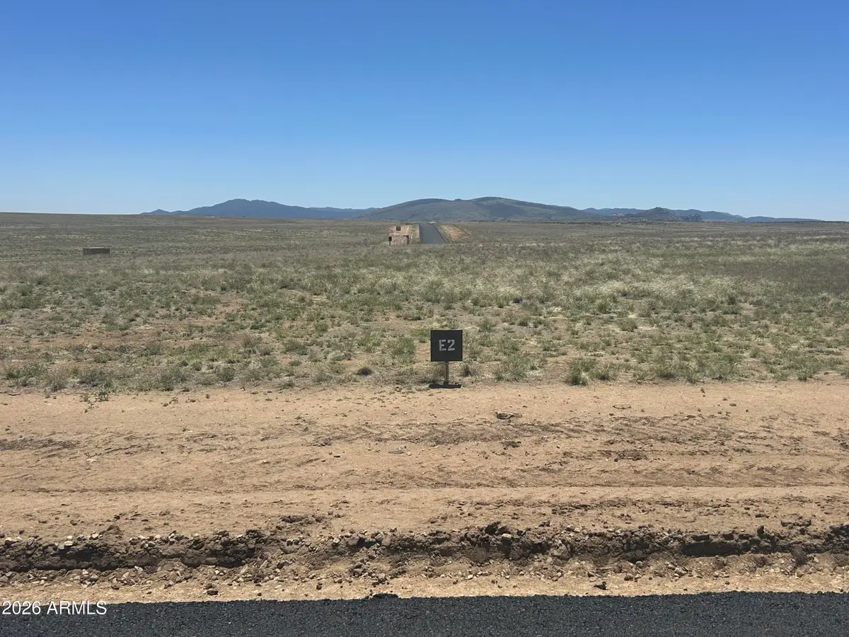 42 E-2 Smoked Oak Circle -- #42-E2, Prescott Valley, AZ 86315 - Image #1