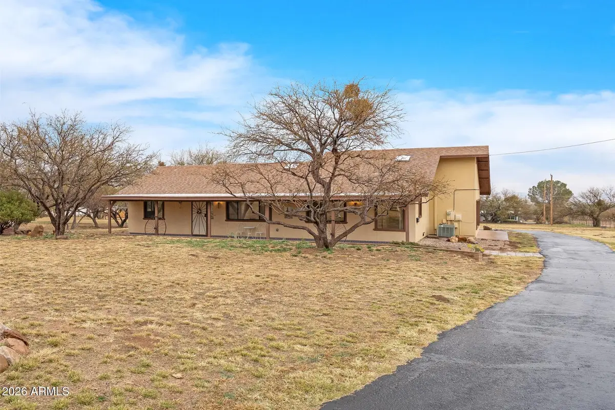 8015 S High Road, Hereford, AZ 85615 - Image #1