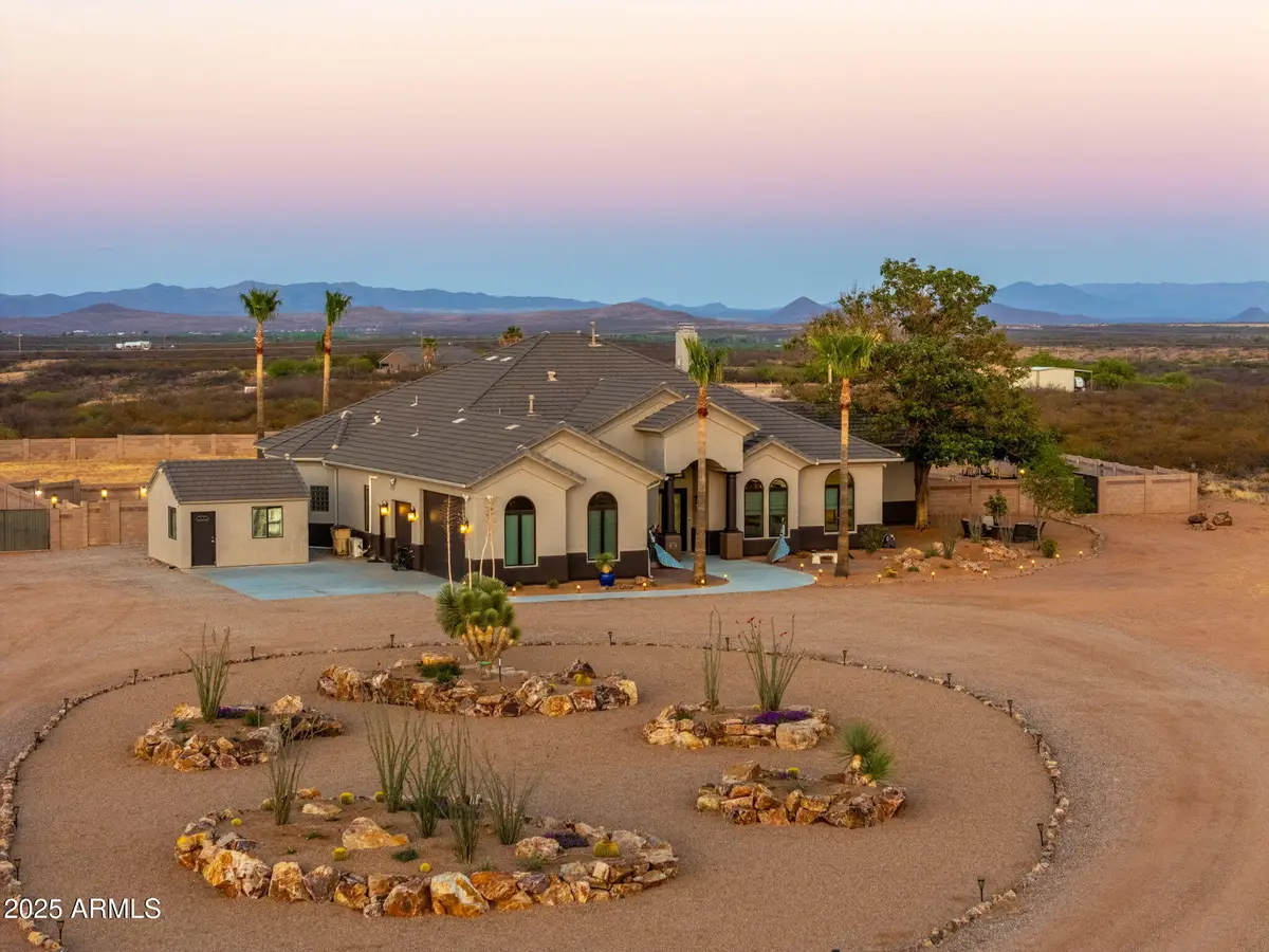 1966 N Tahoe Pass, Huachuca City, AZ 85616 - Image #1