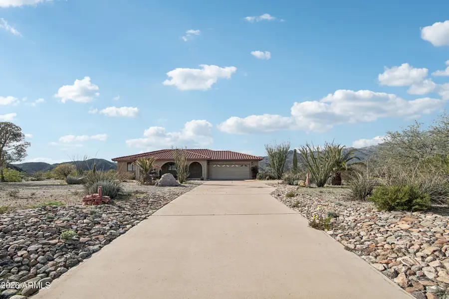 35190 S April Drive, Black Canyon City, AZ 85324 - Image #2
