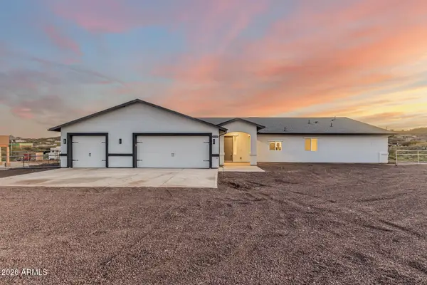 43232 N 12th Street, New River, AZ 85087