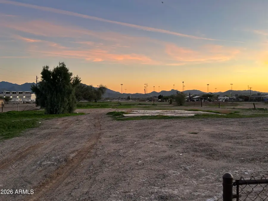 113 E Elm Lane, Avondale, AZ 85323 - Image #2