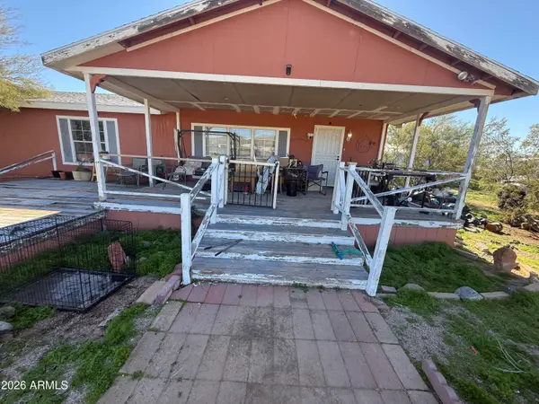 2035 E Carlise Road, Phoenix, AZ 85086