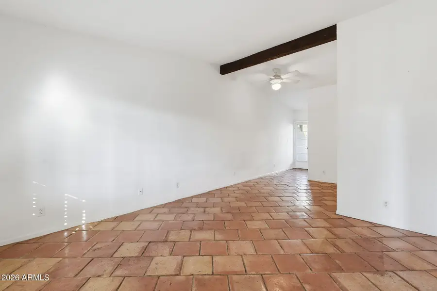 1449 E Highland Avenue #16, Phoenix, AZ 85014 - Image #3