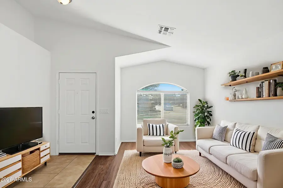 3868 W Yellow Peak Drive, San Tan Valley, AZ 85144 - Image #2