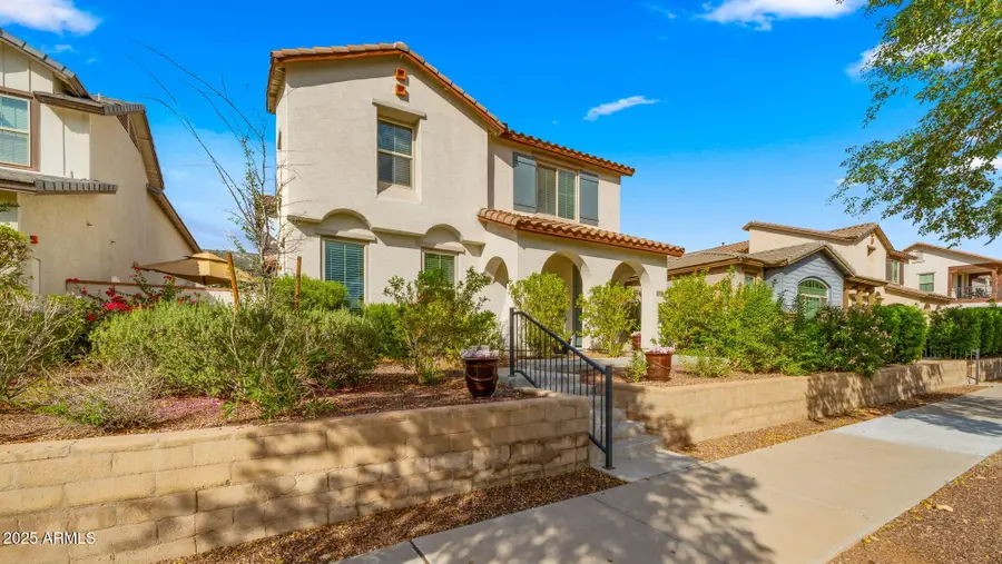 20728 W Legend Trail, Buckeye, AZ 85396 - Image #2