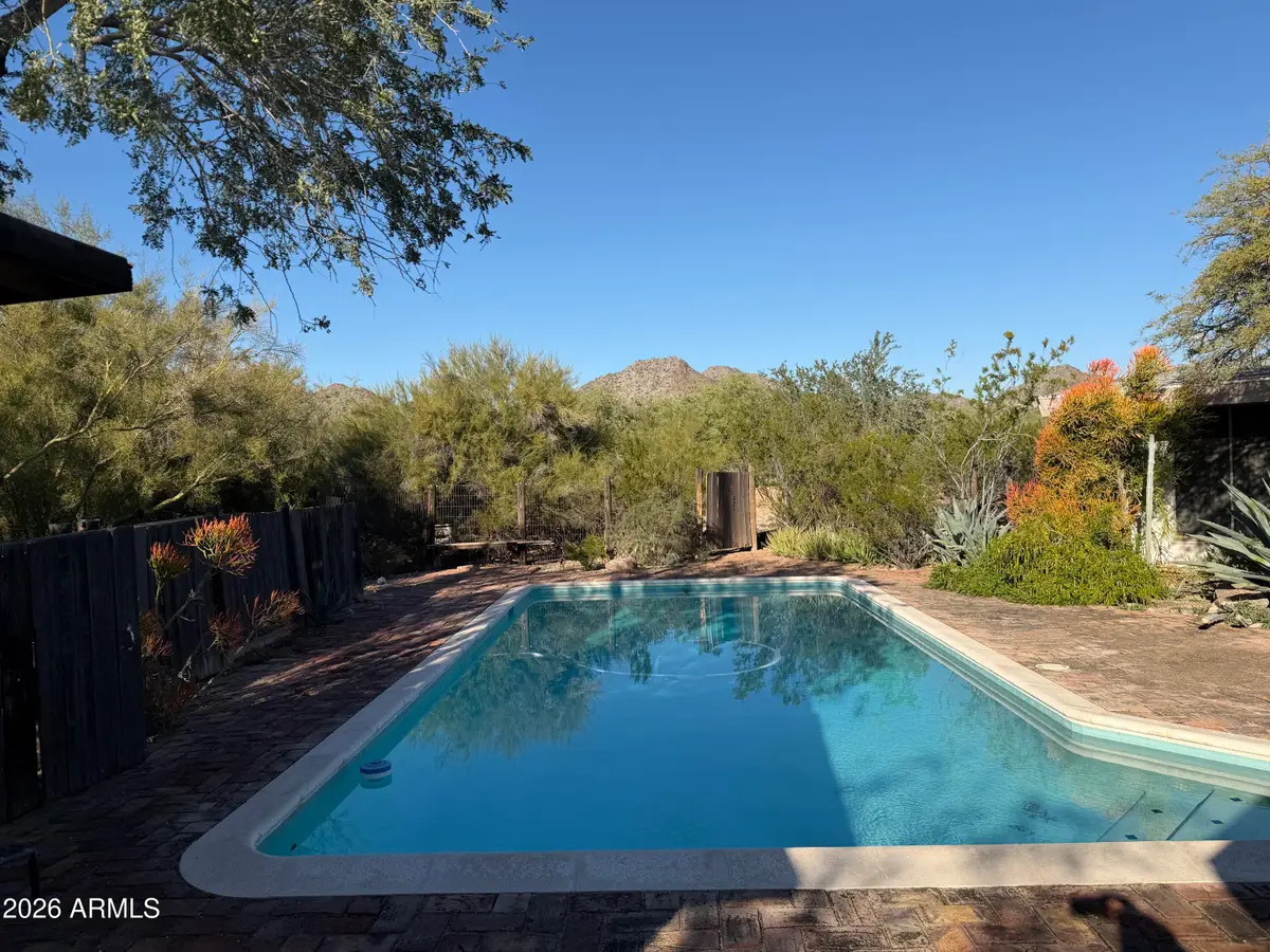 5802 N Palo Cristi Road, Paradise Valley, AZ 85253 - Image #1