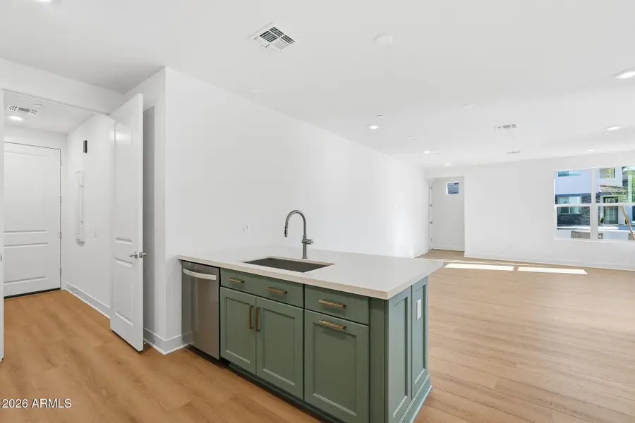 2121 W Sonoran Desert Drive #79, Phoenix, AZ 85085 - Image #3