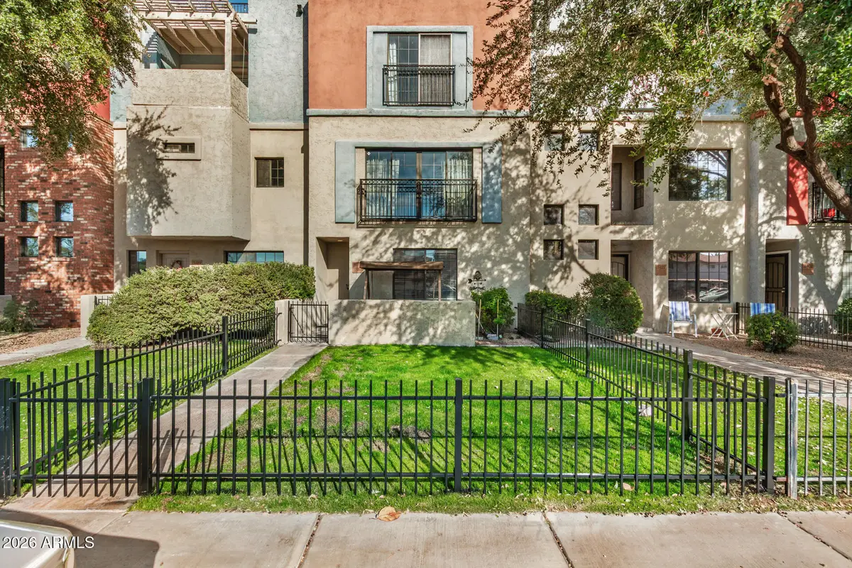 3423 E Lance Lane, Phoenix, AZ 85018 - Image #1