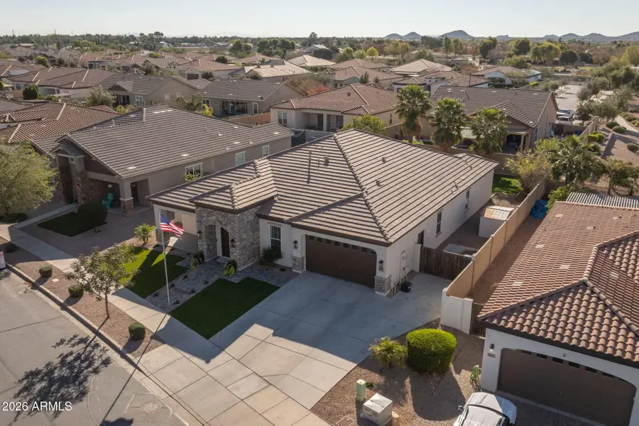 22147 E Creekside Drive, Queen Creek, AZ 85142 - Image #2