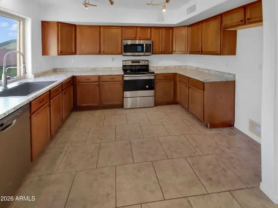 15881 N 165th Lane, Surprise, AZ 85388 - Image #2