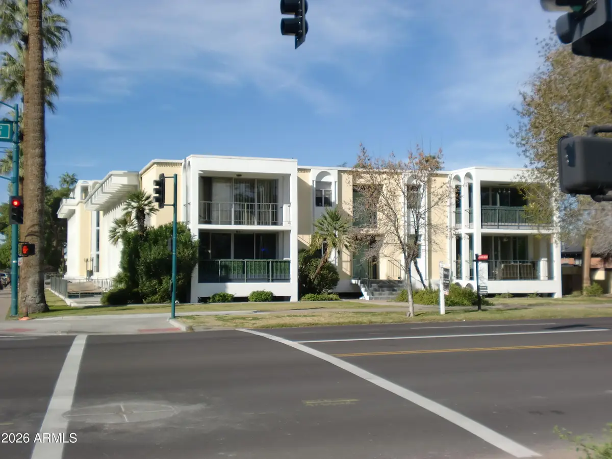 6502 N Central Avenue #B203, Phoenix, AZ 85012 - Image #1