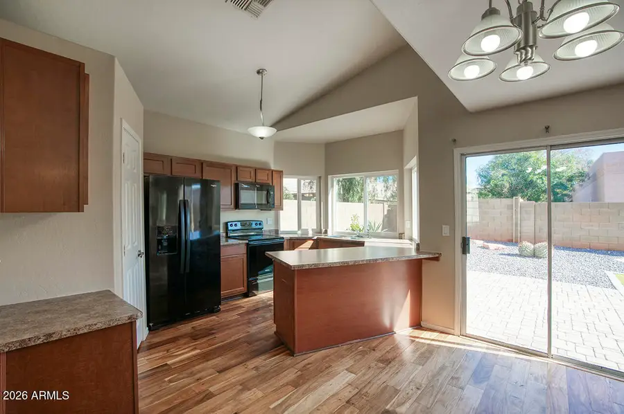 837 N Bluejay Drive, Gilbert, AZ 85234 - Image #2