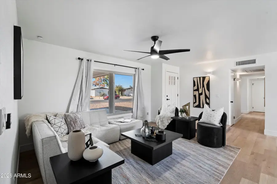 10617 N 47th Lane, Glendale, AZ 85304 - Image #3