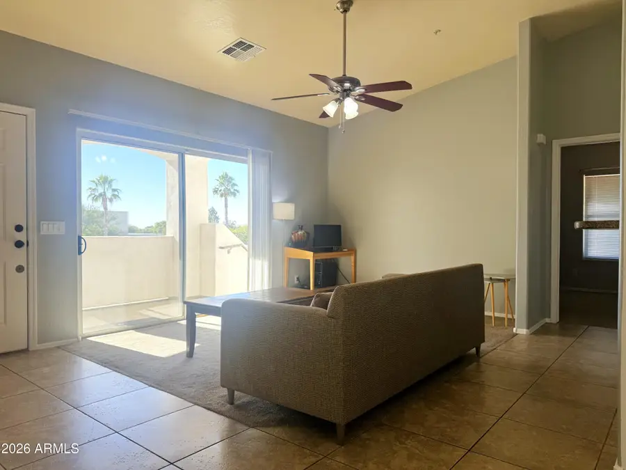 2950 W Louise Drive #208, Phoenix, AZ 85027 - Image #3