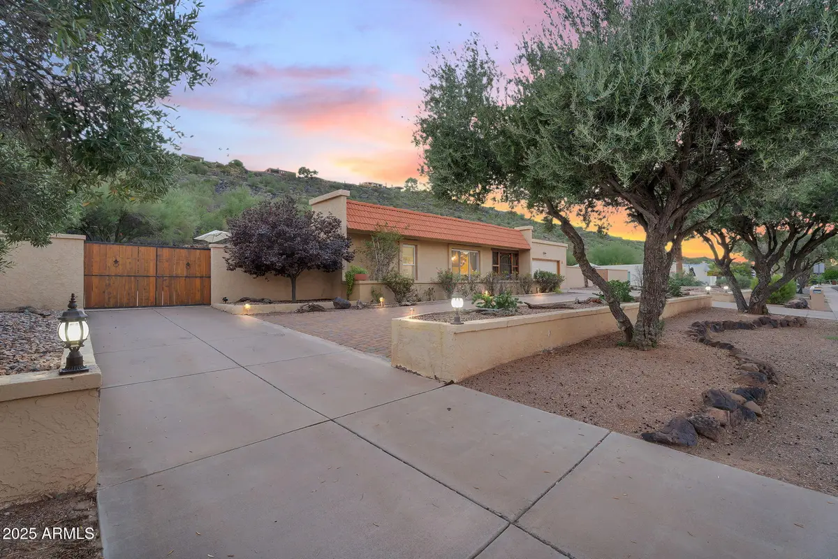 14402 N Coral Gables Drive, Phoenix, AZ 85023 - Image #1