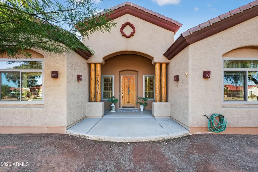 19337 W Huron Lane, Buckeye, AZ 85326 - Image #2