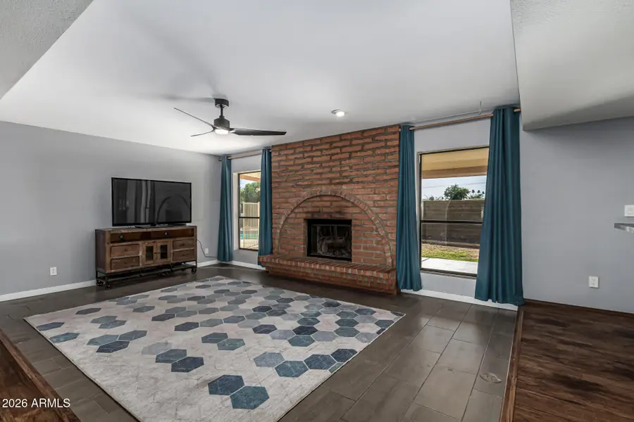 2435 E Kenwood Circle, Mesa, AZ 85213 - Image #3