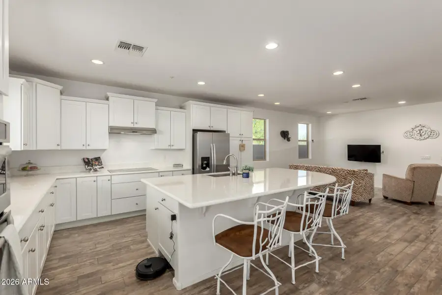 5626 S Inez Court, Gilbert, AZ 85298 - Image #2