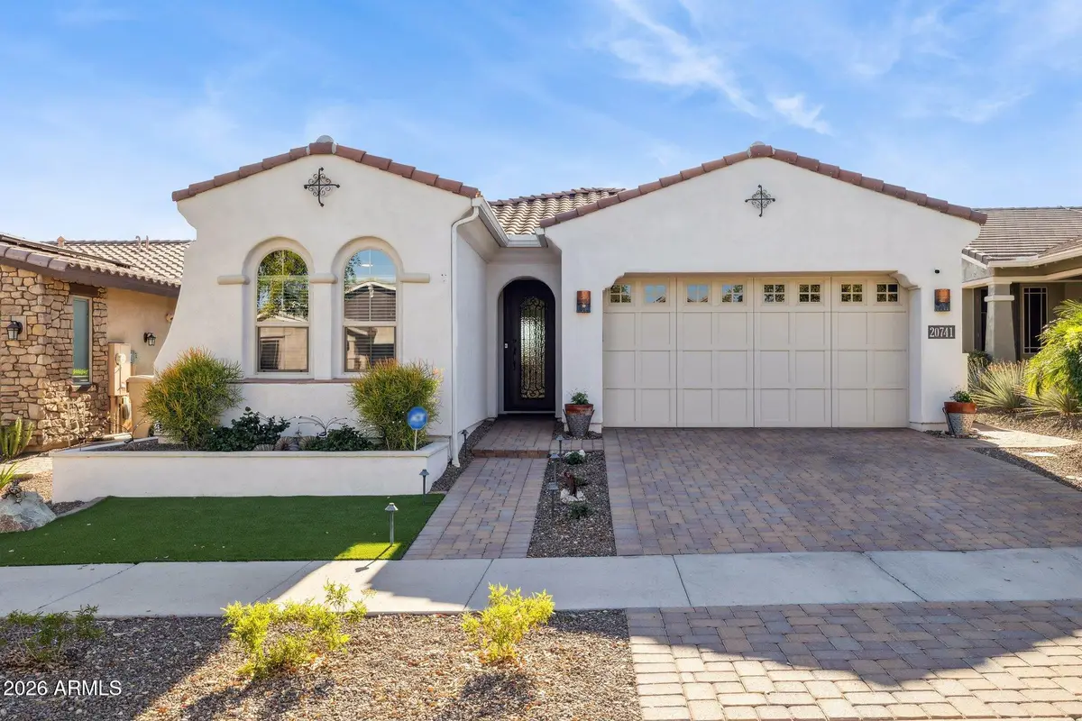 20741 W Minnezona Avenue, Buckeye, AZ 85396 - Image #1