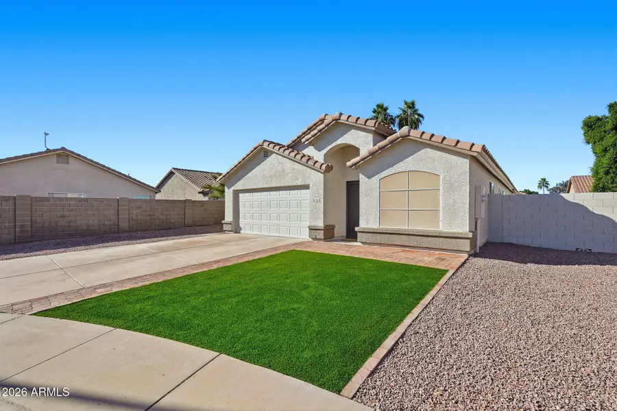 934 S Navajo Court, Chandler, AZ 85224 - Image #3