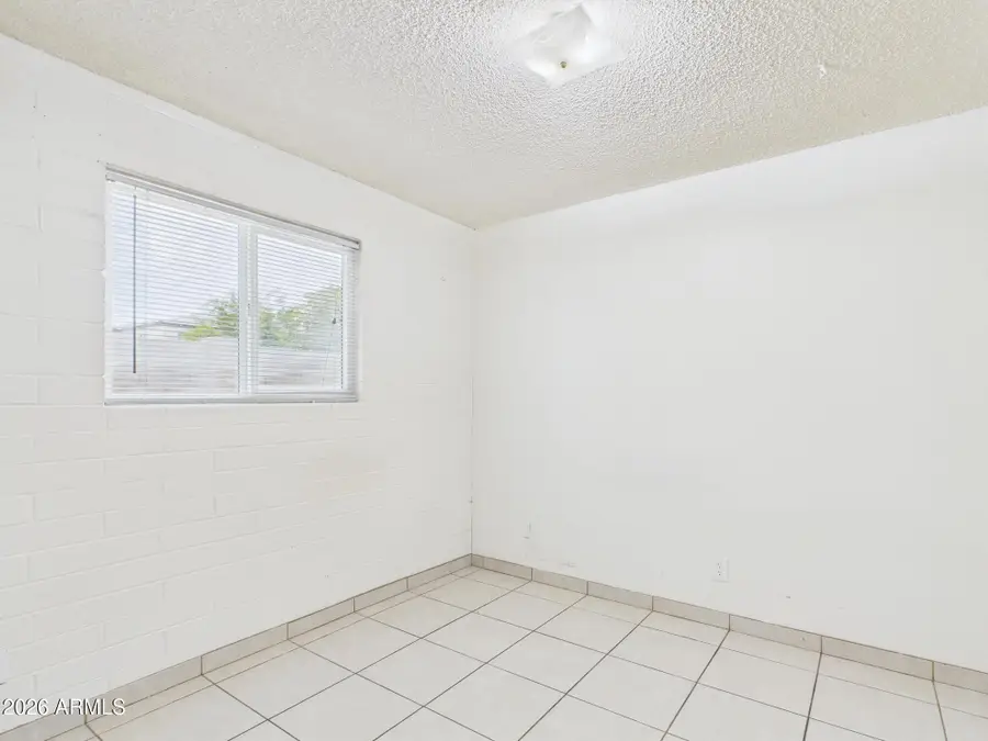 3027 N 37th Street, Phoenix, AZ 85018 - Image #2