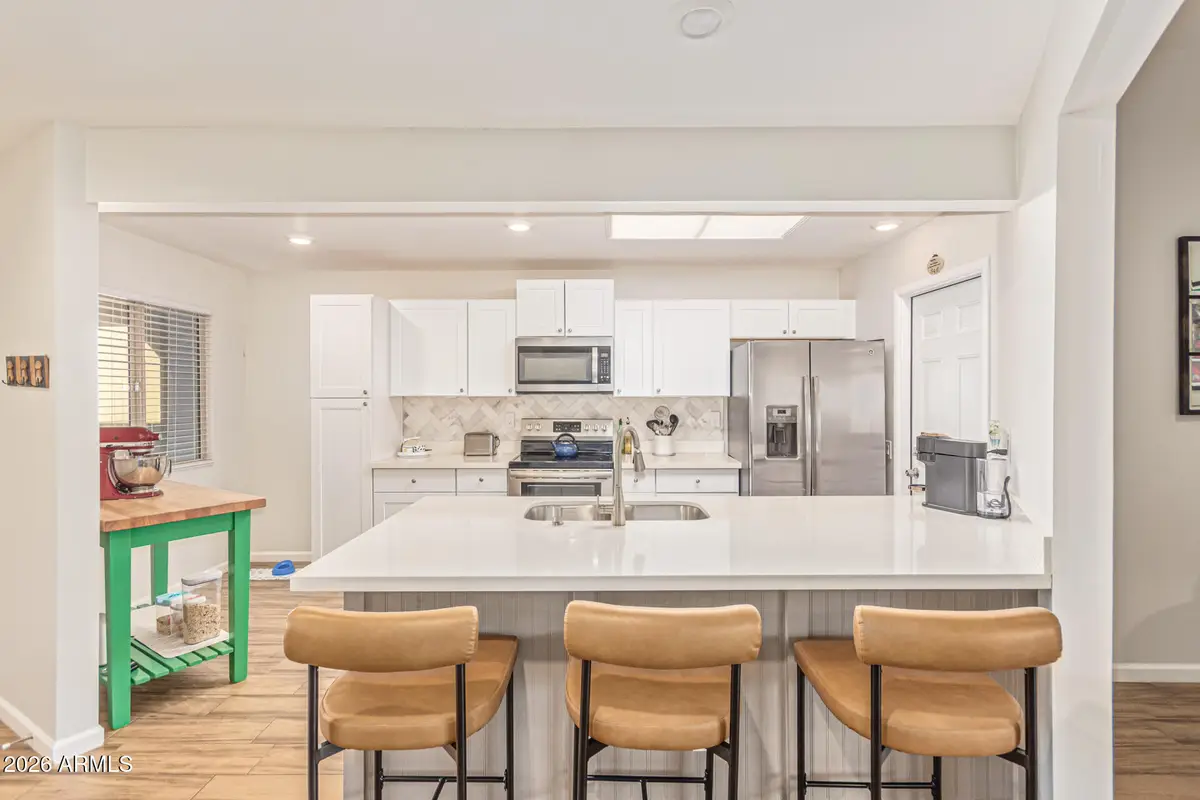 10902 W Topaz Drive, Sun City, AZ 85351 - Image #1