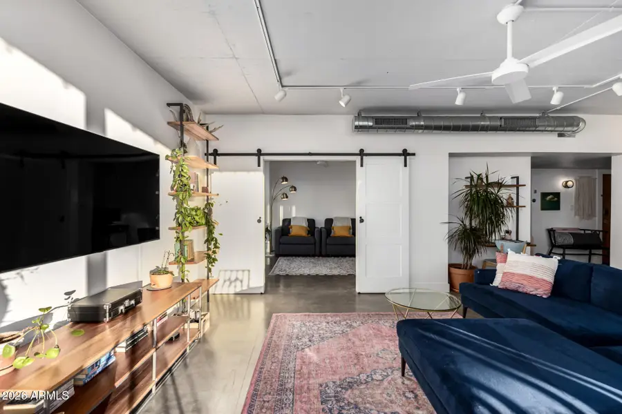 207 W Clarendon Avenue #21C, Phoenix, AZ 85013 - Image #3